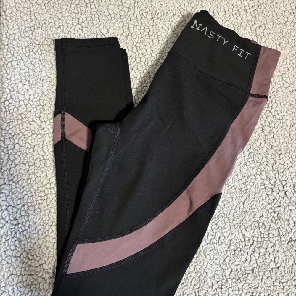 Nasty Fit leggings for women